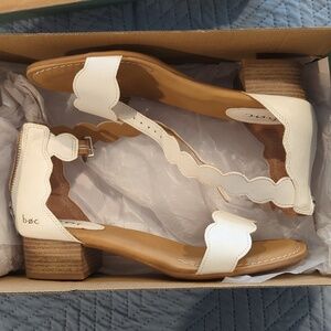NWOT White And Tan Sandals